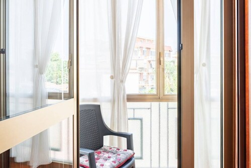 Tina’s House – Bright and close to Metro Line C