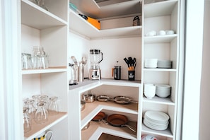 Fridge, microwave, oven, stovetop - Casa Dalia (Monteverde)