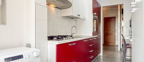 Fridge, microwave, oven, dishwasher