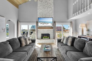 Smart TV - ☀️Pelican Landing☀️ Water Views, Walk to Beach | Family-Friendly Amenities (Navarre)