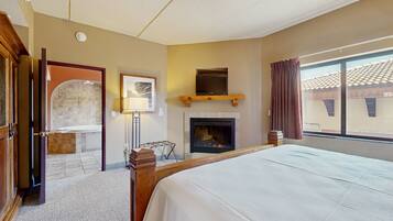 2 bedrooms, iron/ironing board, internet, bed sheets