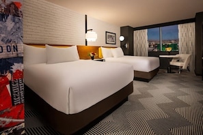 Iron/ironing board, internet, bed sheets