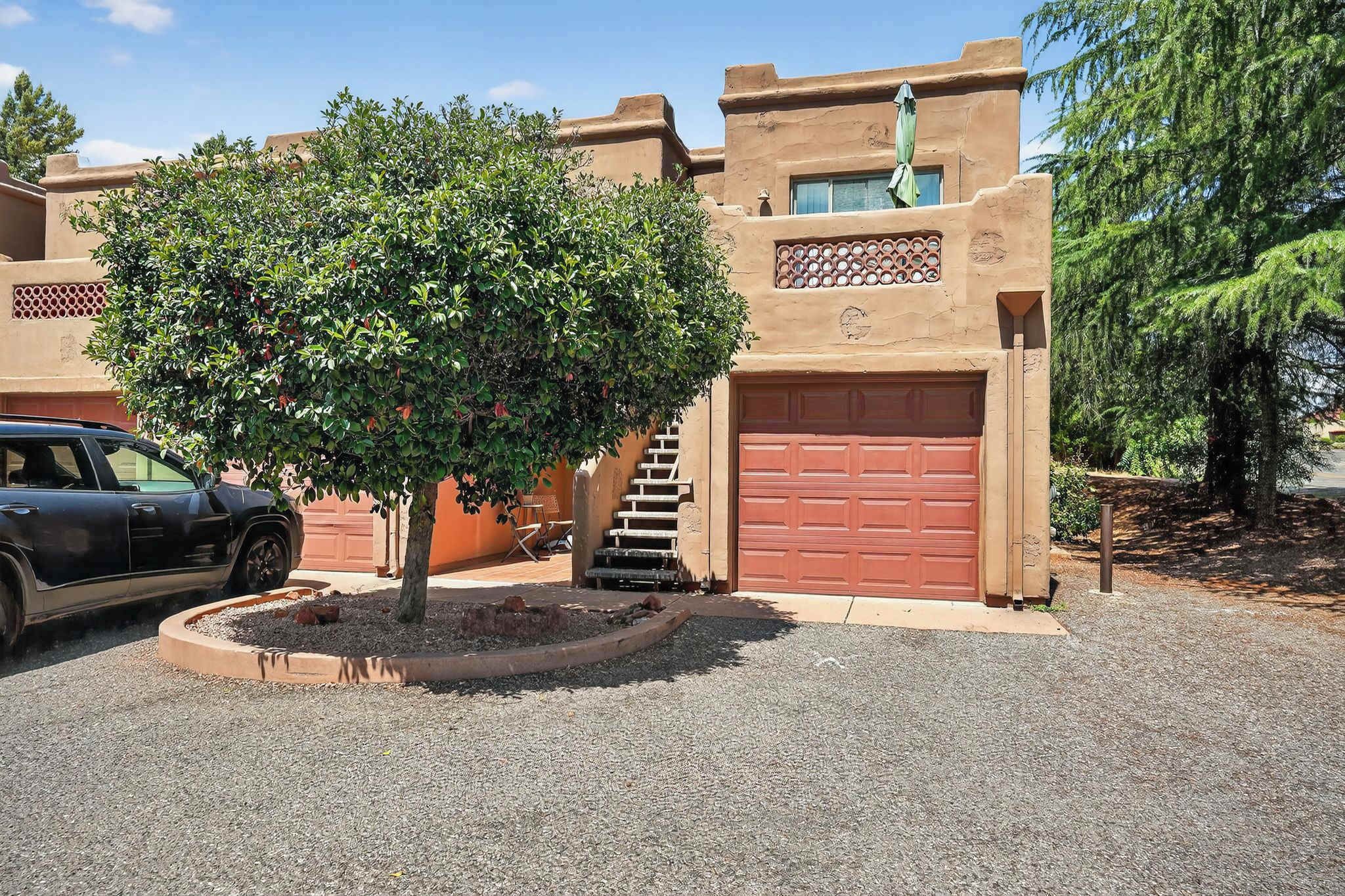 Khuôn viên nơi lưu trú