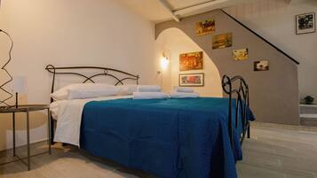 BĂŒgeleisen/BĂŒgelbrett, kostenloses WLAN