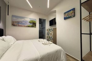 1 bedroom, WiFi - House in the heart of the historic center of Naples - Small Apartment (Napoli)