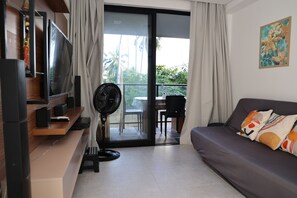 Smart TV, reproductor de DVD y estéreo