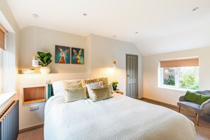 Free WiFi, bed sheets, wheelchair access - Meadow View Cottage by Leap Escapes (Norwich)