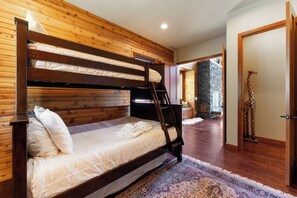 3 soverom, wi-fi (inkludert) og sengetøy