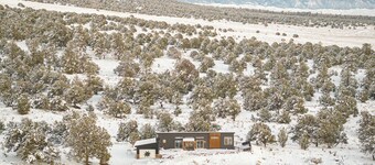 Crestone Basecamp - With Hot Tub!