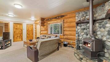 Smart TV, video games, DVD player, books