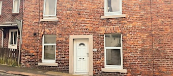 1 Eden Cottages