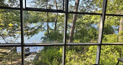 Charming 2-bedroom cottage on Truro Kettle Pond