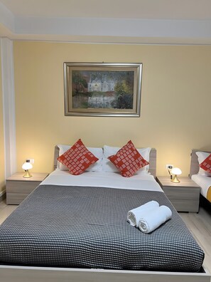 4 Schlafzimmer, Bügeleisen/Bügelbrett, WLAN, Bettwäsche