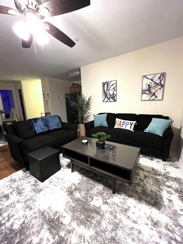 Charming Cozy Stay in Rockville - Perfect for a getaway