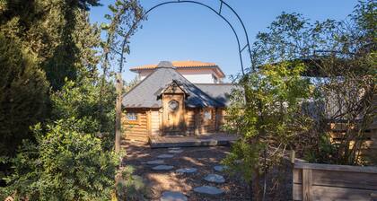 Chalet "Kota Crème Catalane" with Mountain View, Wi-Fi, and Air Conditioning