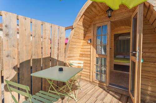 Cabin 'Pod Anis' with Air Conditioning