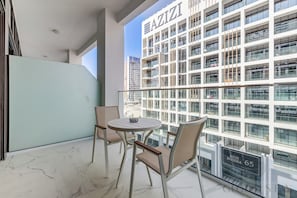 Estudio de lujo, 1 cama de matrimonio, balcón, vistas a la ciudad | Vistas desde la habitación