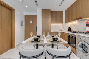Luxury Apartment, 2 Bedrooms, Air conditioning, City View | Private kitchen | Full-sized fridge, microwave, oven, stovetop