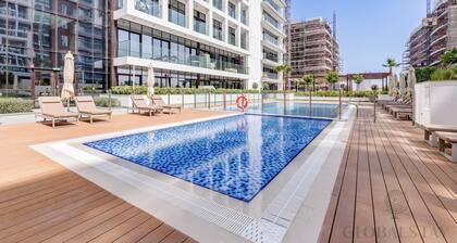 GLOBALSTAY Azizi Riviera 67