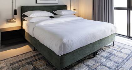 C LIVING 3 - ALMALQA