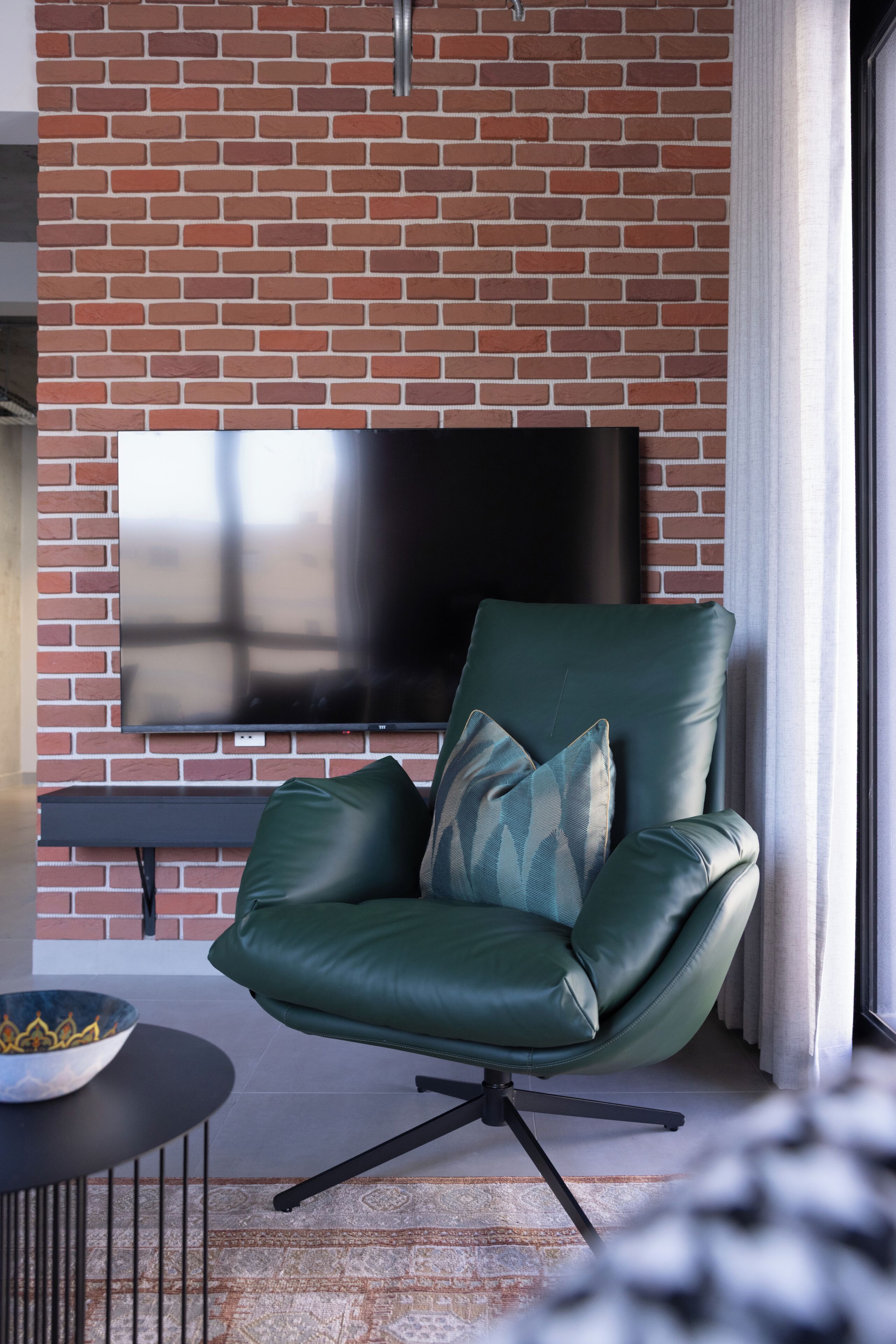 Apartment, 1 Bedroom, City View | Living area