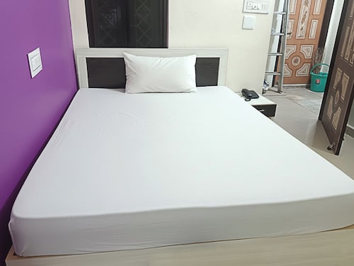 ASHOK NANDINI GUEST HOUSE