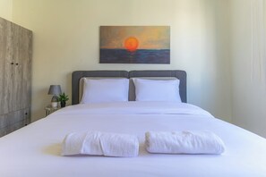 Apartment, 2 Bedrooms, Balcony, City View - Cove - 2Br Apt W Balcony in Mar Mikhael (Beirut)