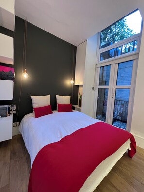 1 chambre, fer et planche Ă repasser, accĂšs Internet, draps fournis
