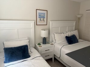 3 soverom, strykejern/-brett, wi-fi og sengetøy