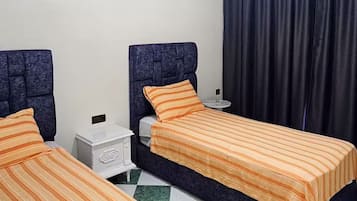 2 habitaciones, tabla de planchar con plancha y wifi