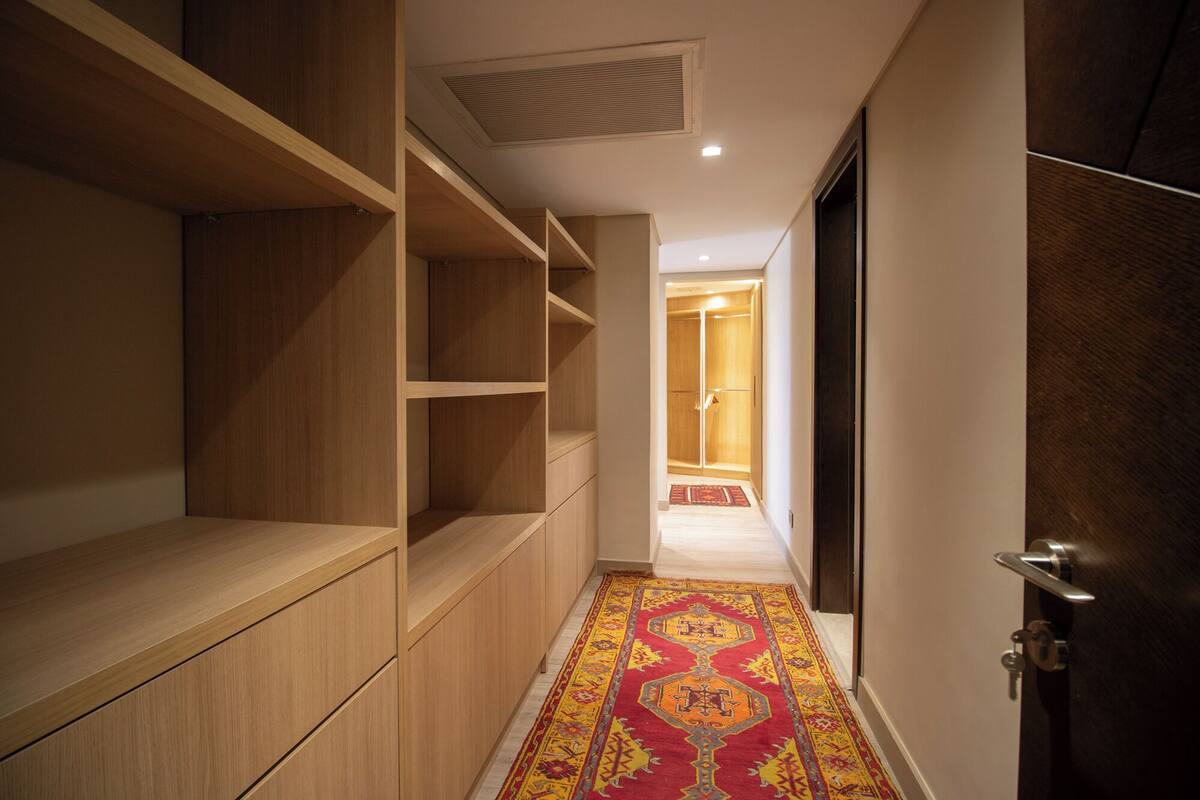 Luxury Double Room | Wardrobe