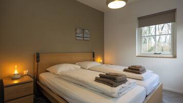 3 slaapkamers, reisbedje, gratis wifi, beddengoed