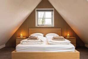 3 عدّة غرف نوم وسرير سفر وواي فاي مجانًا وملاءات أسرّة