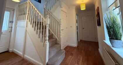 Doulton Close Long Stays Discount Free Parking