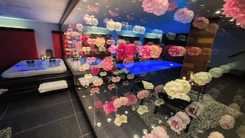 Deluxe Suite | Free WiFi