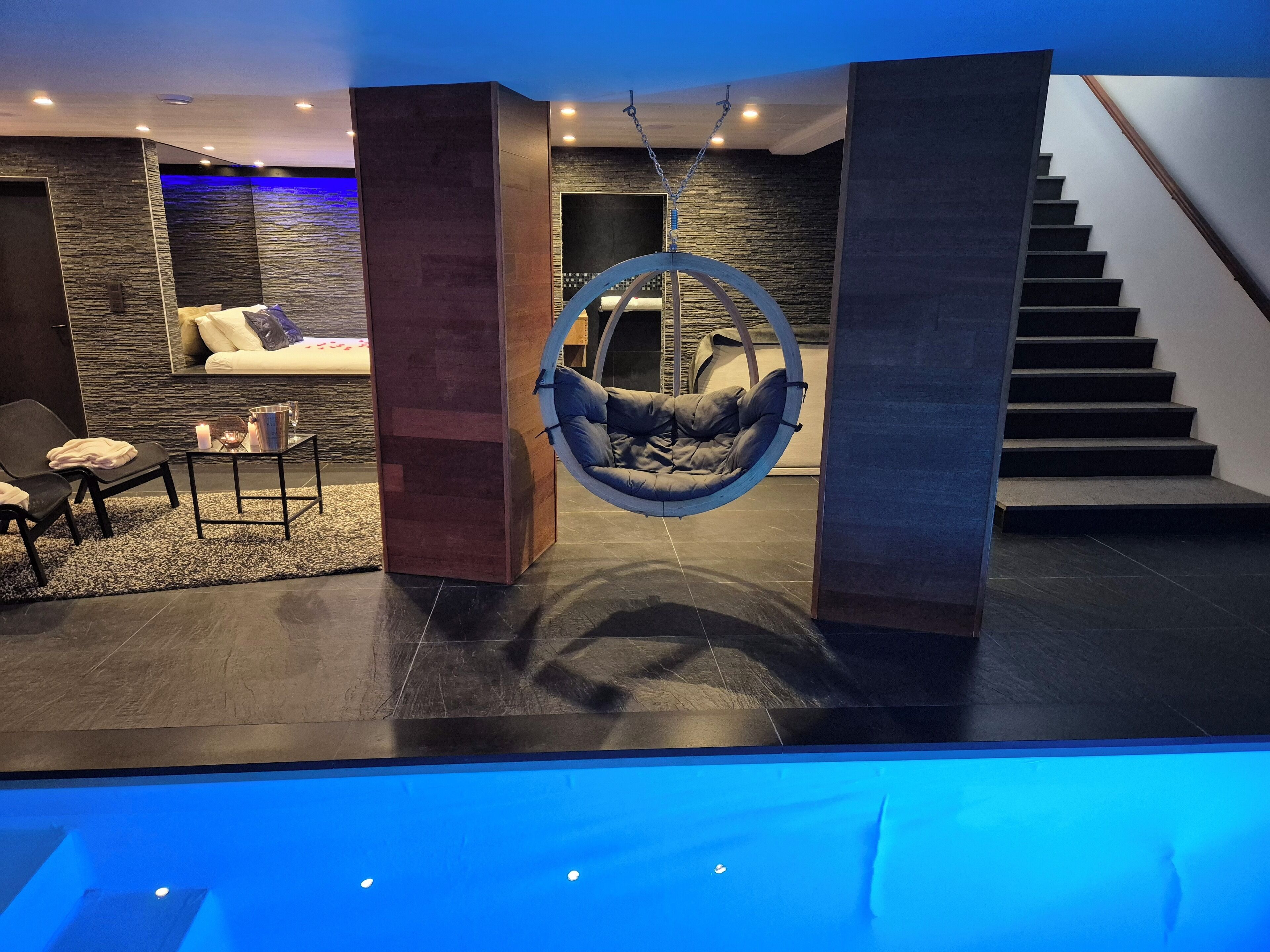 Deluxe Suite | Free WiFi