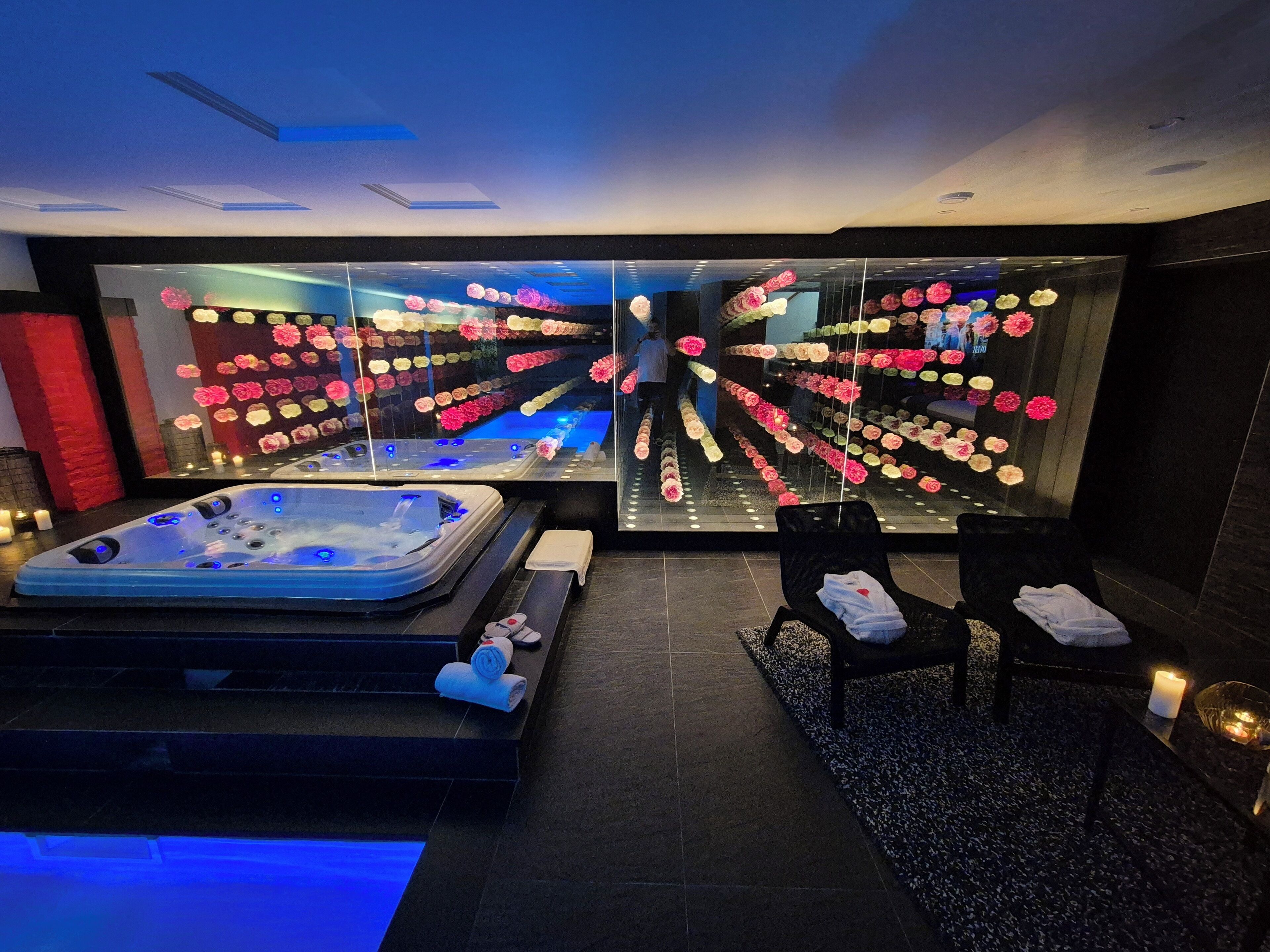 Deluxe Suite | Free WiFi