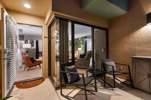 Interior - Hollywood Cinema Masterpiece (Palm Springs)