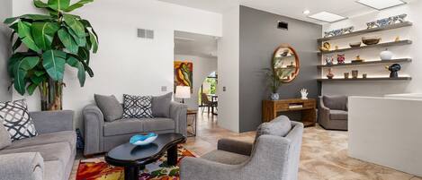 Condo, 1 King Bed, Balcony, Mountain View (Stevens 502) | Living area