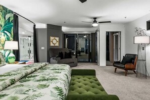 Condo, 1 King Bed, Balcony, Mountain View (Stevens 502) | 1 bedroom, individually decorated, individually furnished - Hollywood Cinema Masterpiece (Palm Springs)