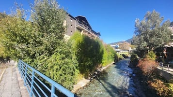 Enceinte de lâhĂ©bergement