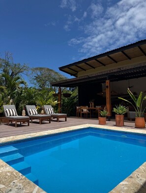 Outdoor pool, a heated pool - New 2 Bed 3 Bath Villa w Private Pool Near Puerto Viejo and Cahuita and Beaches (Limón)