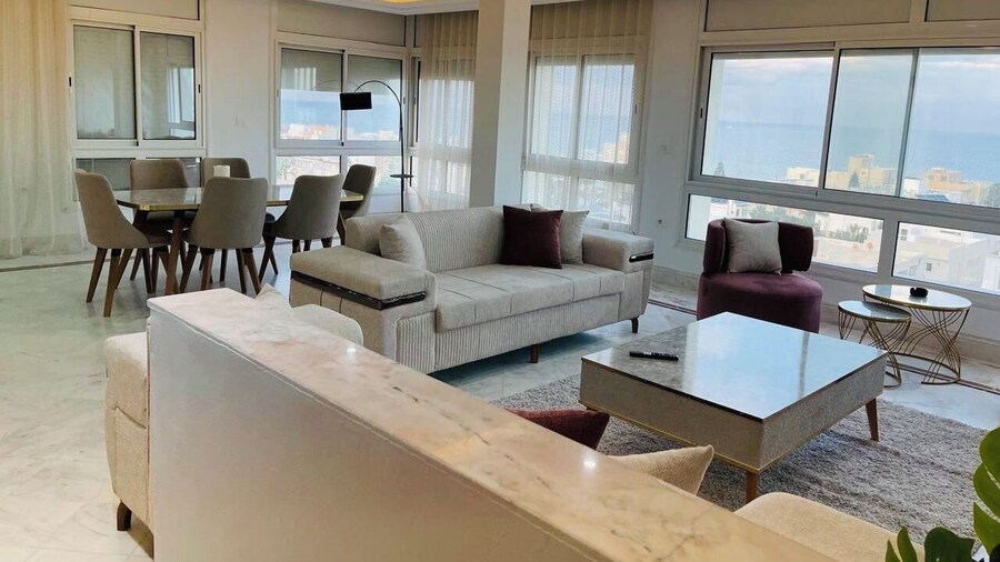 Luxury Stay With Panoramic Sea Views, Tourist Zone