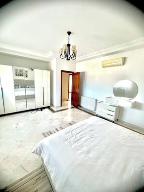 Huoneisto, 3 makuuhuonetta, esteetön, tupakointi sallittu | 3 makuuhuonetta