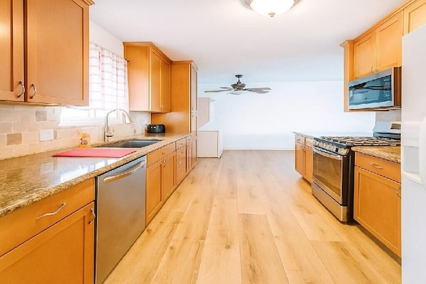 Microwave, oven, stovetop, dishwasher