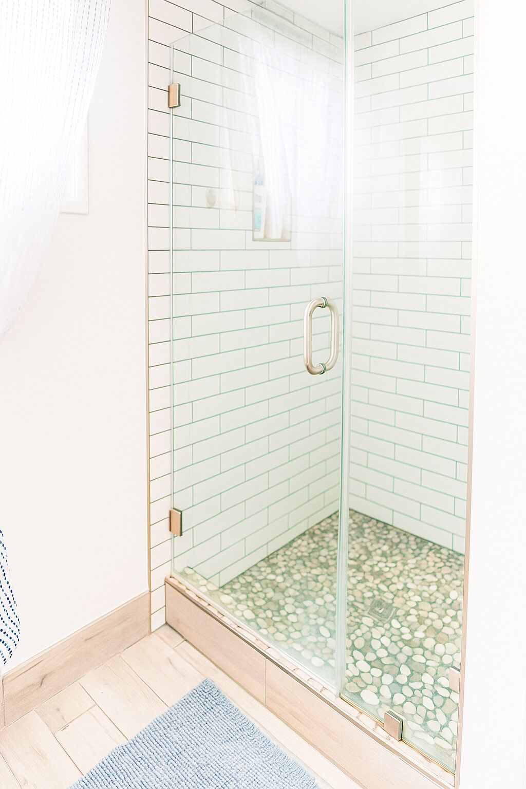 Shower, towels, soap, toilet paper