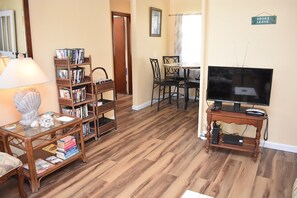 Unclassified image, 5 of 19, button