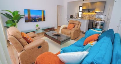 Luxury 2-Bedroom Modern Apartment