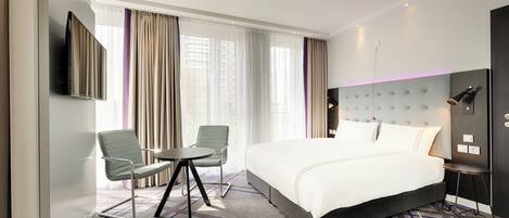 Double Room, Roll-in Shower | Free WiFi, bed sheets