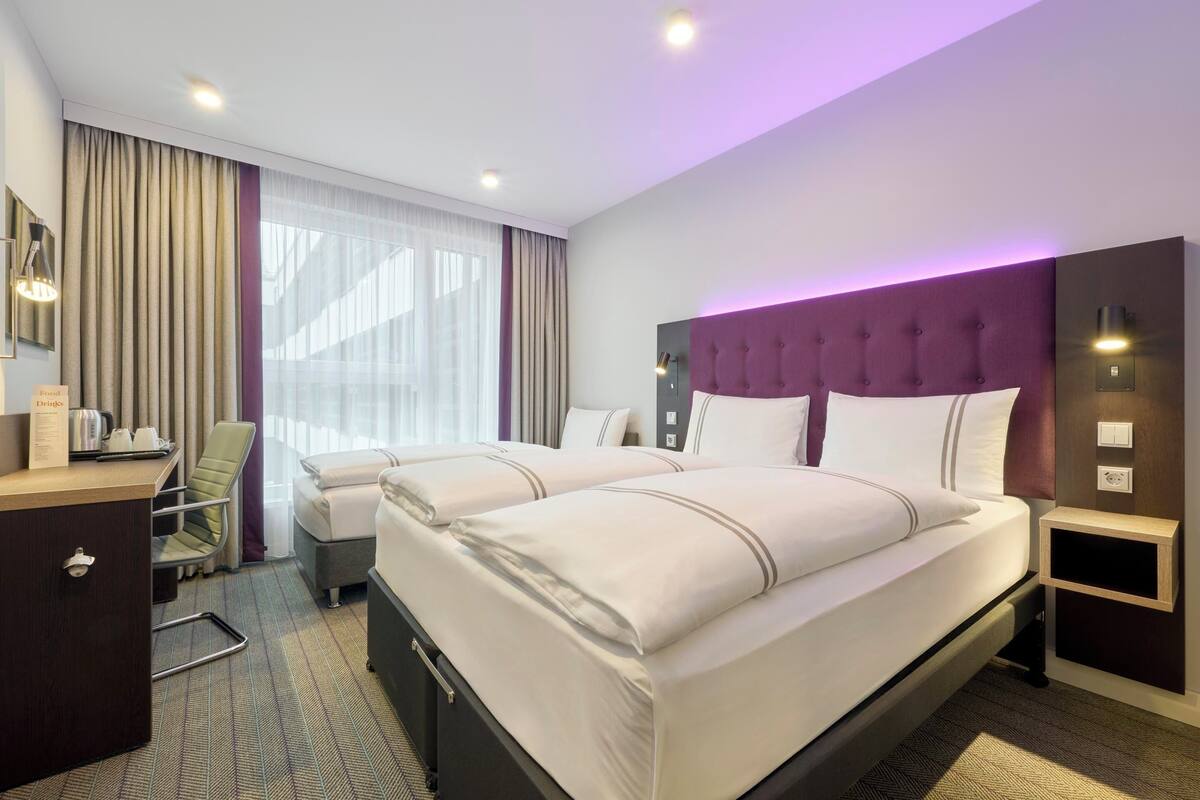 Standard Triple Room | WiFi (free), bed sheets